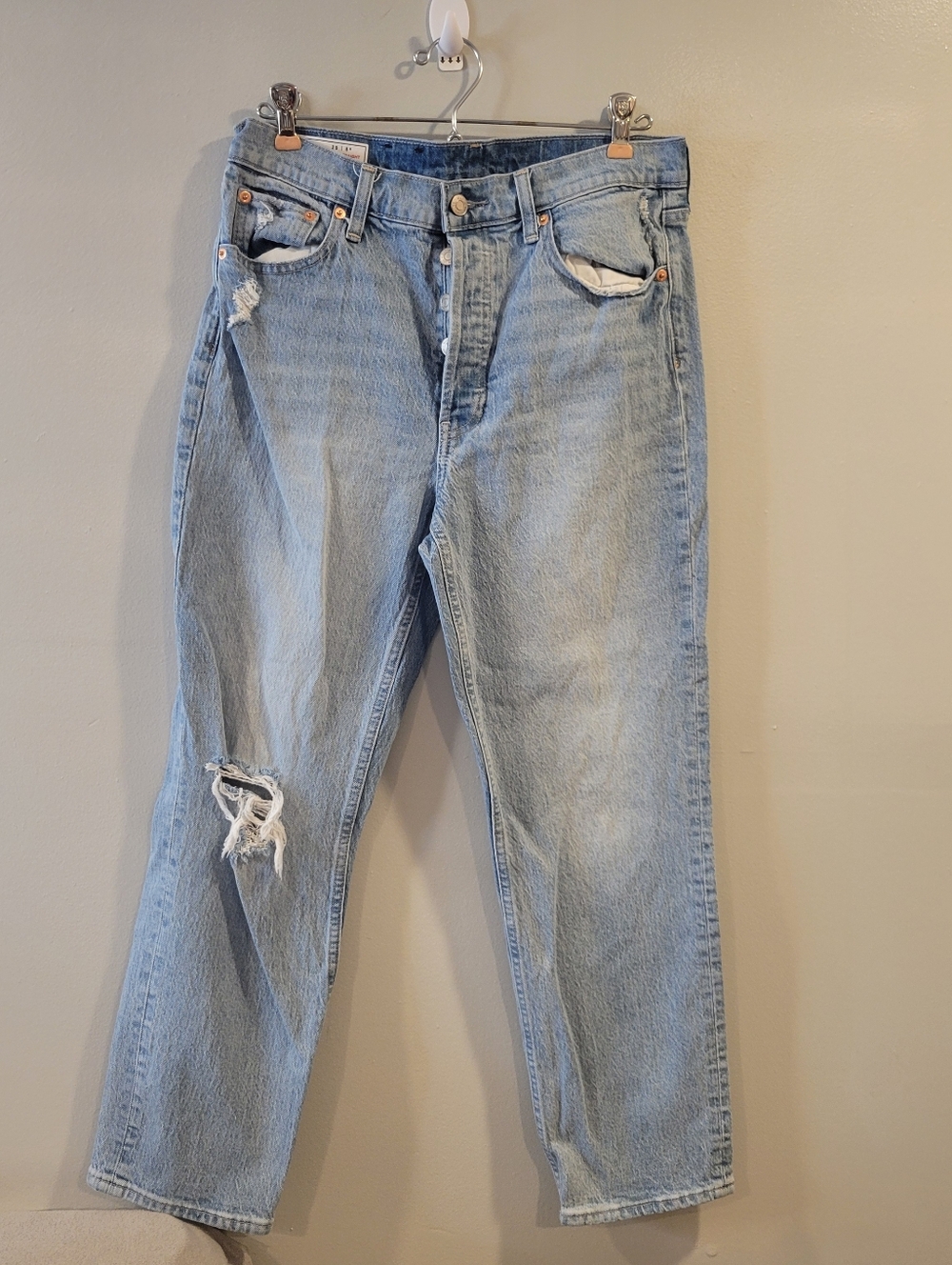 GAP Light Wash High Rise Women's Jeans - Light Blue